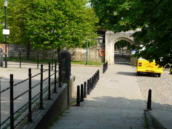 Looking south east (downstream) along the north bank of the River Ouse.