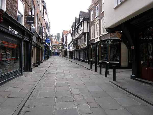  Looking towards Petergate and the Minster.